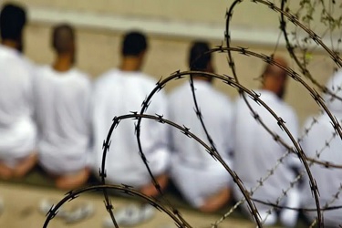 Tahanan Muslim Di Penjara Missouri Tuntut Otoritas Penjara Setelah Disemprot Merica Saat Shalat